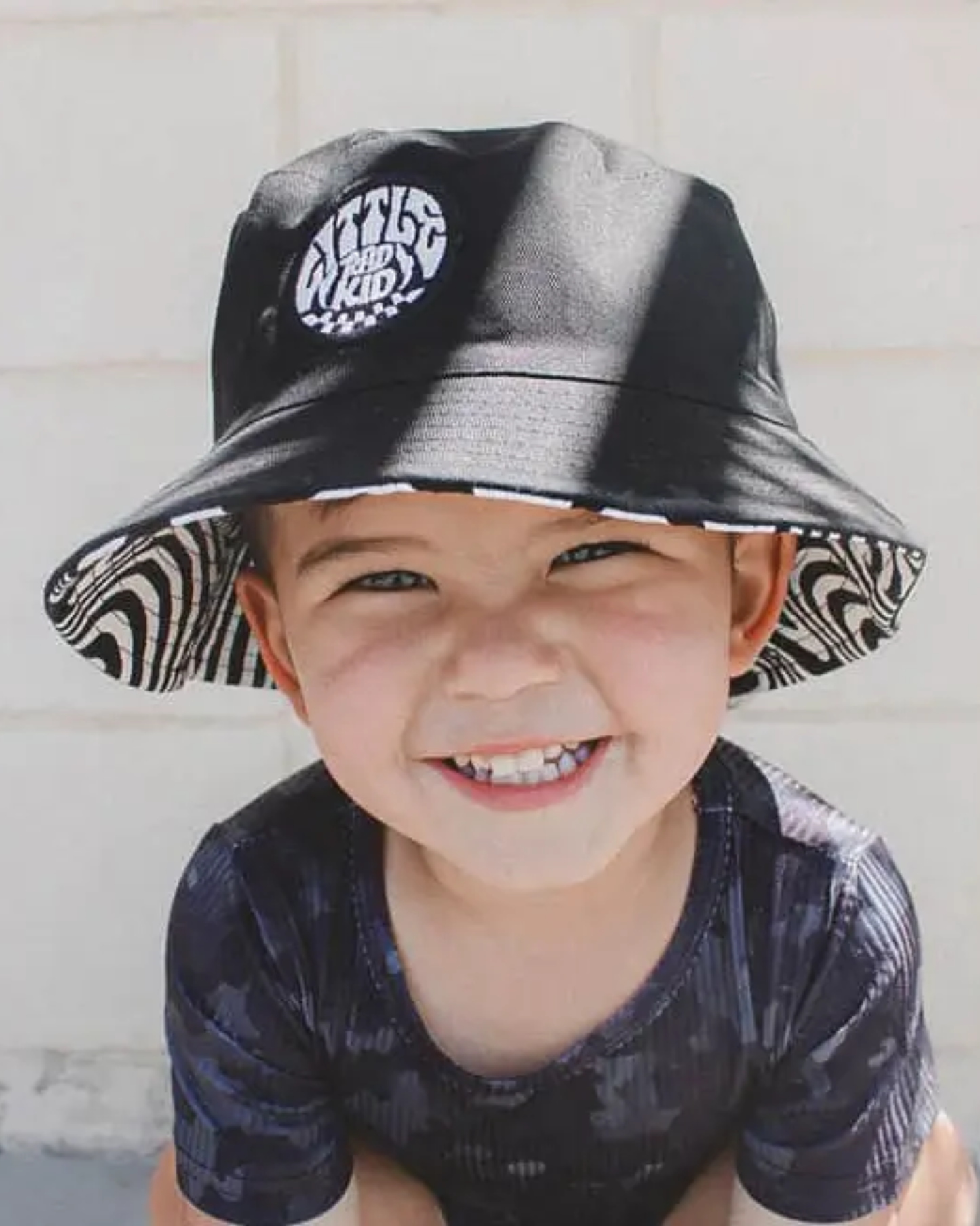 Kids bucket hat- Reversable