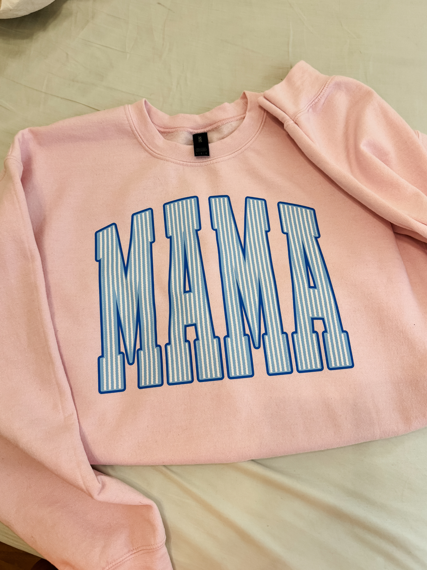 Mama Crewneck